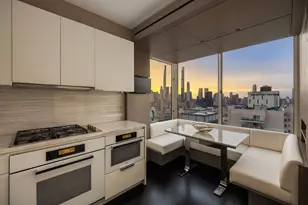 200 E 69th St, New York, NY 10021 - Photo 9