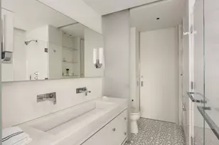 200 E 69th St, New York, NY 10021 - Photo 11