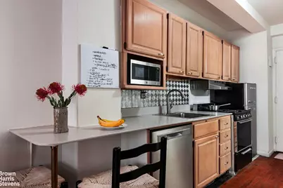 433 W 34th Street #5M, New York, NY 10001 - Photo 3