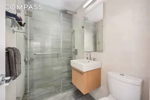 225 E 57th St, New York City, NY 10022 - Photo 7