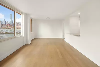 555 Main Street #806, New York, NY 10044 - Photo 3