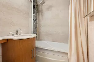 136 E 56th St, New York City, NY 10022 - Photo 5