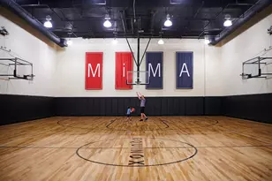 460 W 42nd St, New York City, NY 10036 - Photo 17