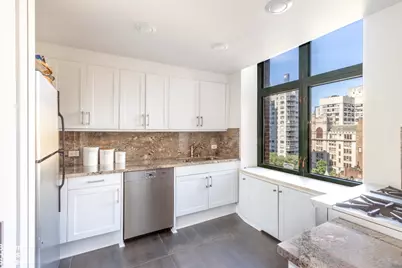 188 E 70th Street #11A, New York, NY 10021 - Photo 3