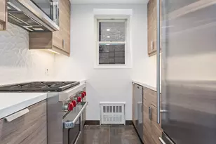 342 W 85th St, New York City, NY 10024 - Photo 3