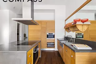 425 W 50th St, New York City, NY 10019 - Photo 5