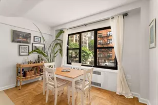 330 E 79th St, New York City, NY 10075 - Photo 9