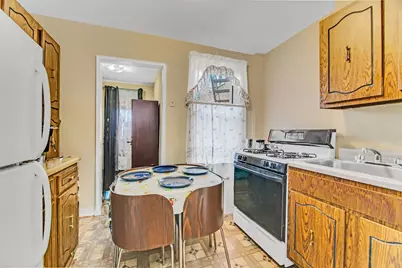 66-37 Yellowstone Boulevard #4A, Forest Hills, NY 11375 - Photo 19