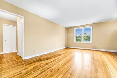 66-37 Yellowstone Boulevard #4A, Forest Hills, NY 11375 - Photo 7