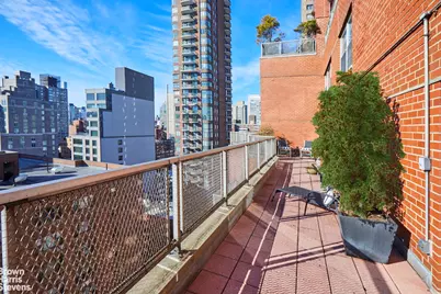 75 E End Avenue #19C, New York City, NY 10028 - Photo 9