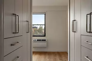 31 Jane St, New York City, NY 10014 - Photo 11