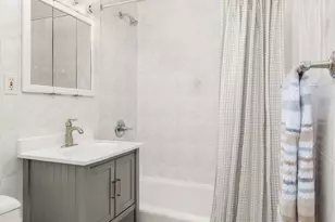 342 E 53rd St, New York City, NY 10022 - Photo 7