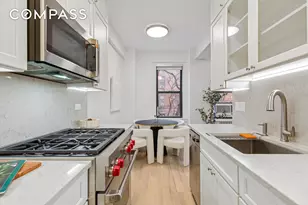 245 W 74th St, New York, NY 10023 - Photo 3