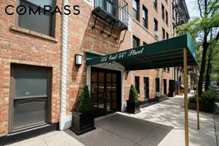 321 E 54th St, New York City, NY 10022 - Photo 7