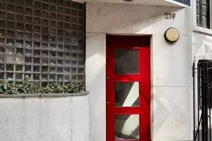 219 E 49th St, New York City, NY 10017 - Photo 15