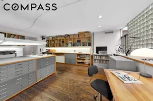 219 E 49th St, New York City, NY 10017 - Photo 11