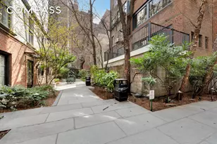 219 E 49th St, New York City, NY 10017 - Photo 17