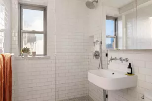 175 W 13th St, New York City, NY 10011 - Photo 9