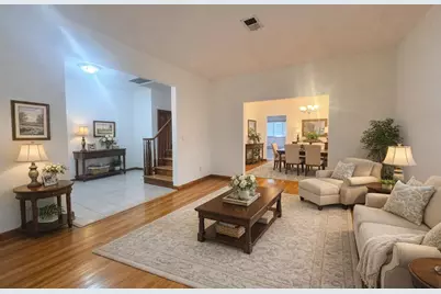 735 Woodrow Road, New York City, NY 10312 - Photo 3