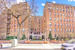 71 Ocean Pkwy, New York City, NY 11218 - Photo 1