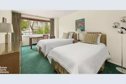 10 E 70th Street #2D, New York, NY 10021 - Photo 7