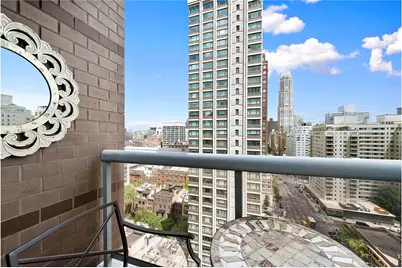 188 E 64th Street #1805, New York City, NY 10065 - Photo 5