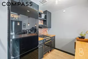 25-25 Newtown Ave, New York City, NY 11102 - Photo 9