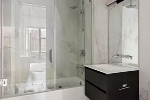 22 Bond St, New York, NY 10012 - Photo 13