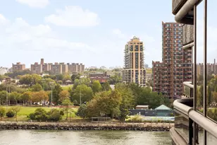 530 E 76th St, New York City, NY 10021 - Photo 13