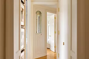 530 E 76th St, New York City, NY 10021 - Photo 11