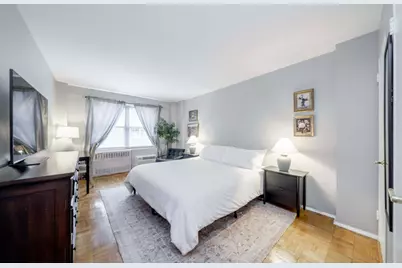 420 E 55th Street #9L, New York, NY 10022 - Photo 5