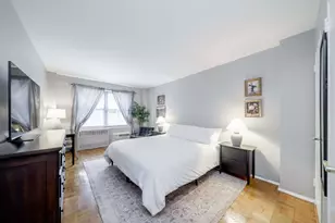 420 E 55th St, New York, NY 10022 - Photo 5