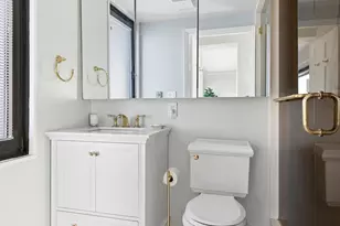 1065 Park Ave, New York City, NY 10128 - Photo 9