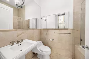18 E 62nd St, New York City, NY 10065 - Photo 15