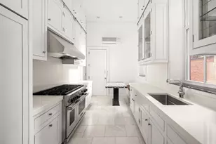 18 E 62nd St, New York City, NY 10065 - Photo 7