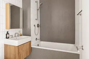 76 N 8th St, Brooklyn, NY 11211 - Photo 17