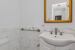 400 E 56th St, New York City, NY 10022 - Photo 9