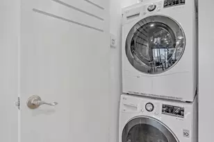 345 E 80th St, New York City, NY 10075 - Photo 9