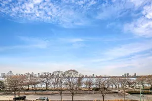 167 Perry St, New York City, NY 10014 - Photo 17