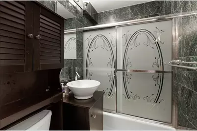 520 E 81st Street #7N, New York City, NY 10028 - Photo 5