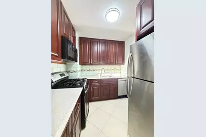 85-15 Main Street #2R, New York City, NY 11435 - Photo 5