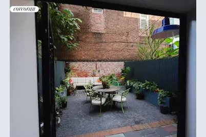 4 Agate Court, New York City, NY 11213 - Photo 9