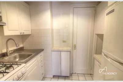 259 W 90th Street, New York City, NY 10024 - Photo 33