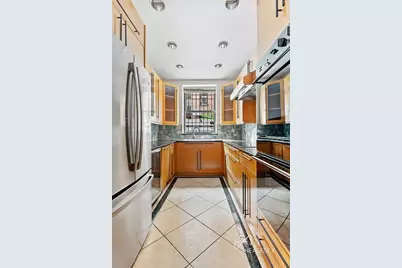 259 W 90th Street, New York City, NY 10024 - Photo 11