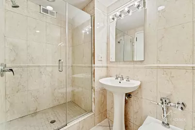 259 W 90th Street, New York City, NY 10024 - Photo 19