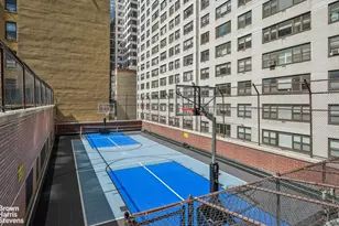 422 E 72nd St, New York City, NY 10021 - Photo 11