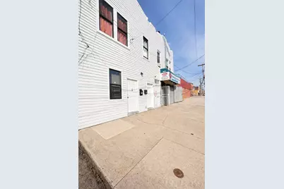 10209 Glenwood Road, Brooklyn, NY 11236 - Photo 3
