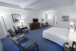 111 E 56th St, New York, NY 10022 - Photo 1