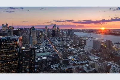 80 Columbus Circle #80th Floor, New York City, NY 10023 - Photo 27