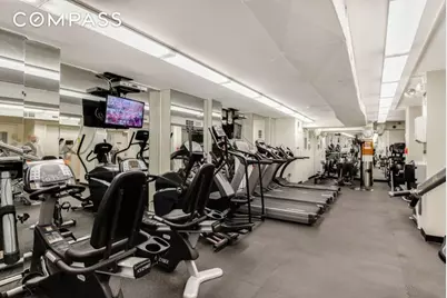 333 E 79th Street #9Y, New York City, NY 10075 - Photo 9